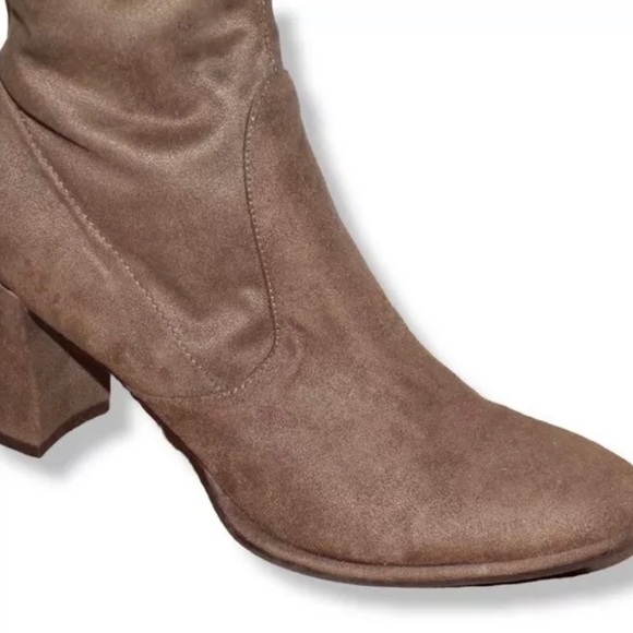 Marc fisher above knee boots - Picture 6 of 8